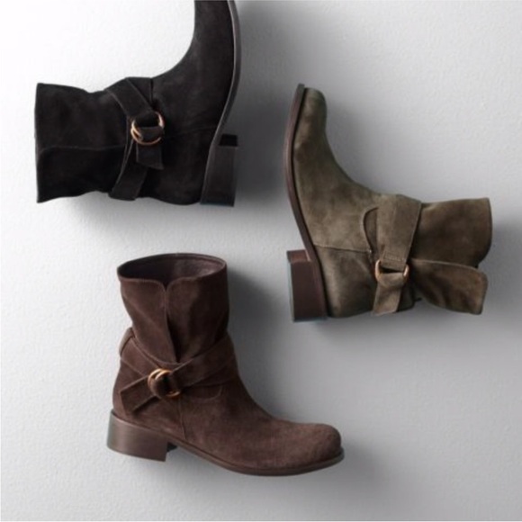 Garnet Hill "Jemma" black suede short boots, size 9.5 - Picture 2 of 12